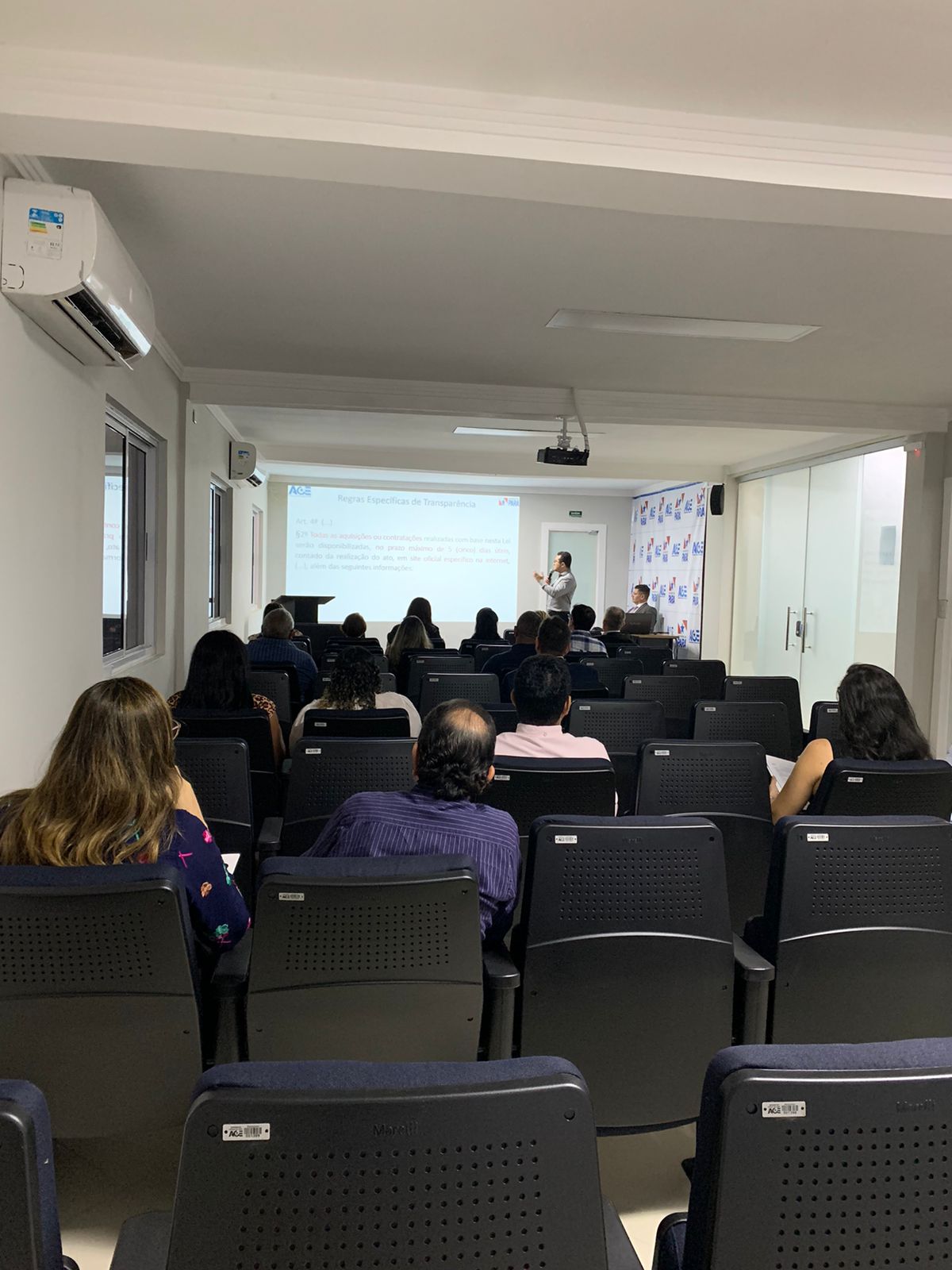 AGE presta orientações sobre aquisições e contratações relacionadas ao combate à pandemia