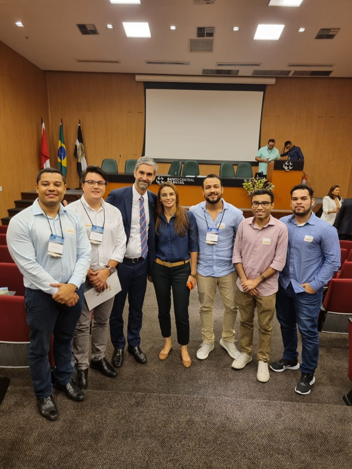 AGE participa de curso sobre combate à corrupção e à lavagem de dinheiro em crimes ambientais