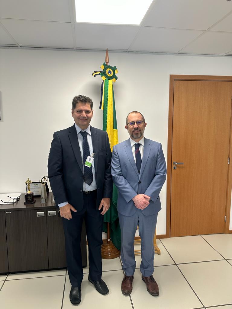 AGE discute futuras parcerias com a CGU