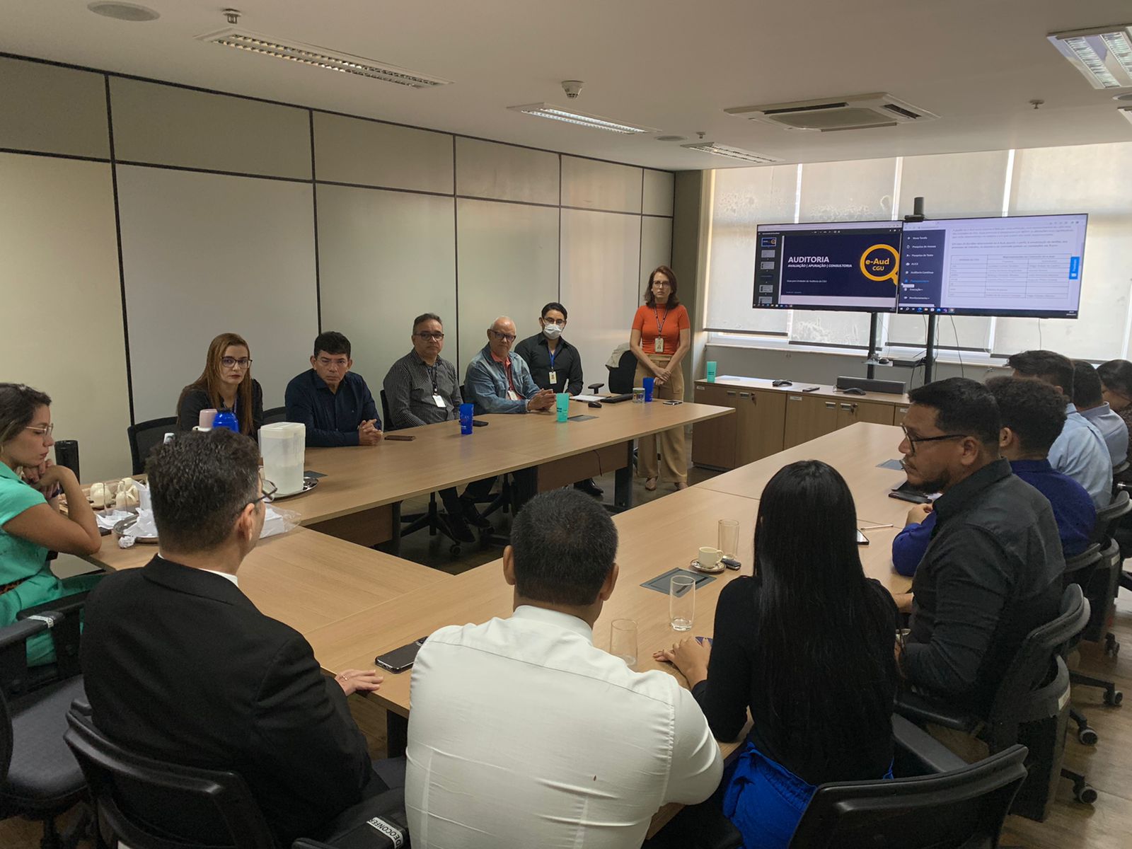 AGE reúne com a superintendência da CGU em Belém para troca de experiências sobre trabalhos de auditoria 