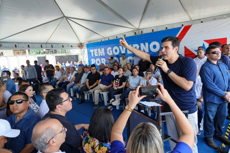 O governador Helder Barbalho assinou, neste domingo (12), a Ordem de Serviço (OS) que autoriza o início das obras de construção do novo Terminal Hidroviário Turístico do distrito de Icoaraci, em Belém.